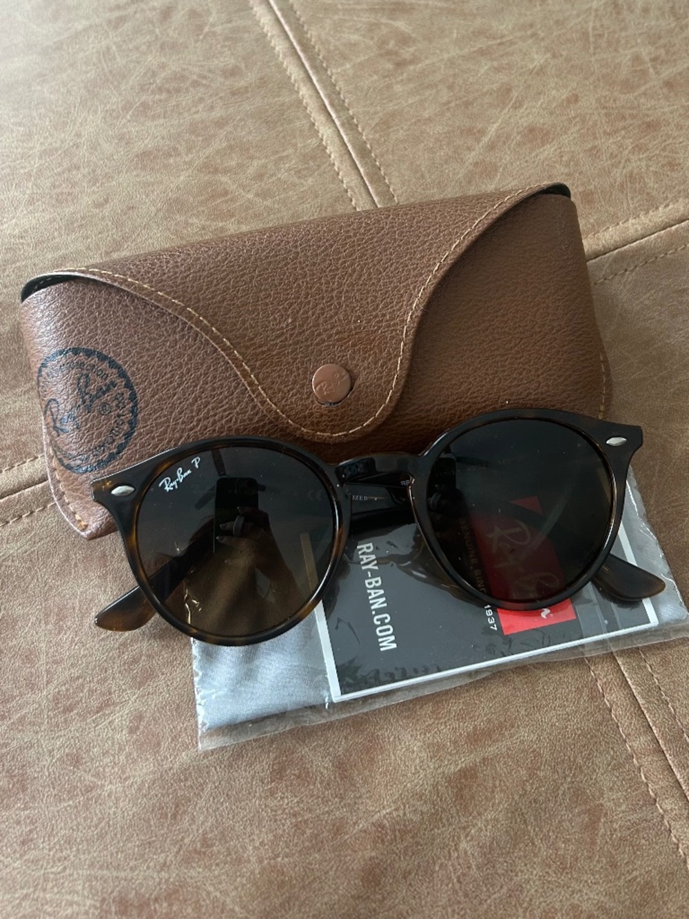 Ray-Ban RB2180 Polarized Sunglasses – Light Havana – Excellent Condition